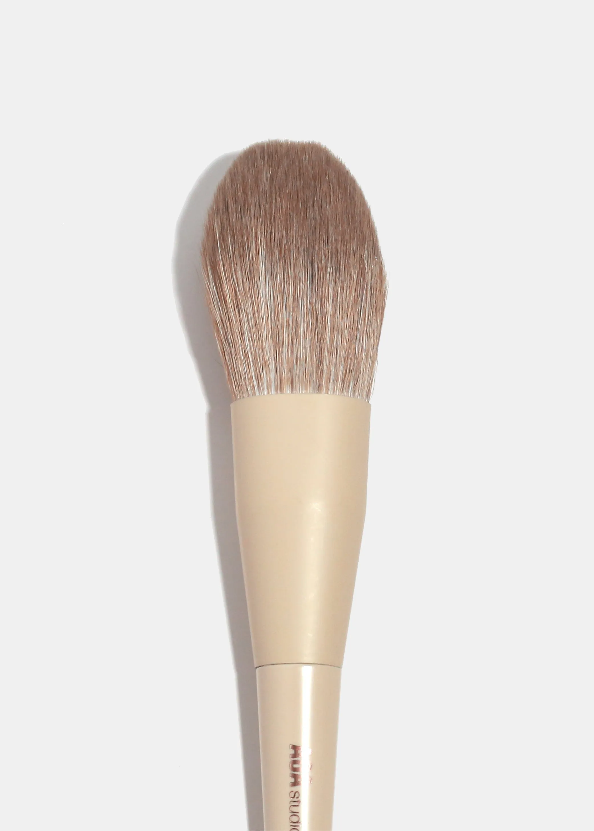 AOA Hero Single Brush  F28 Large Face Brush