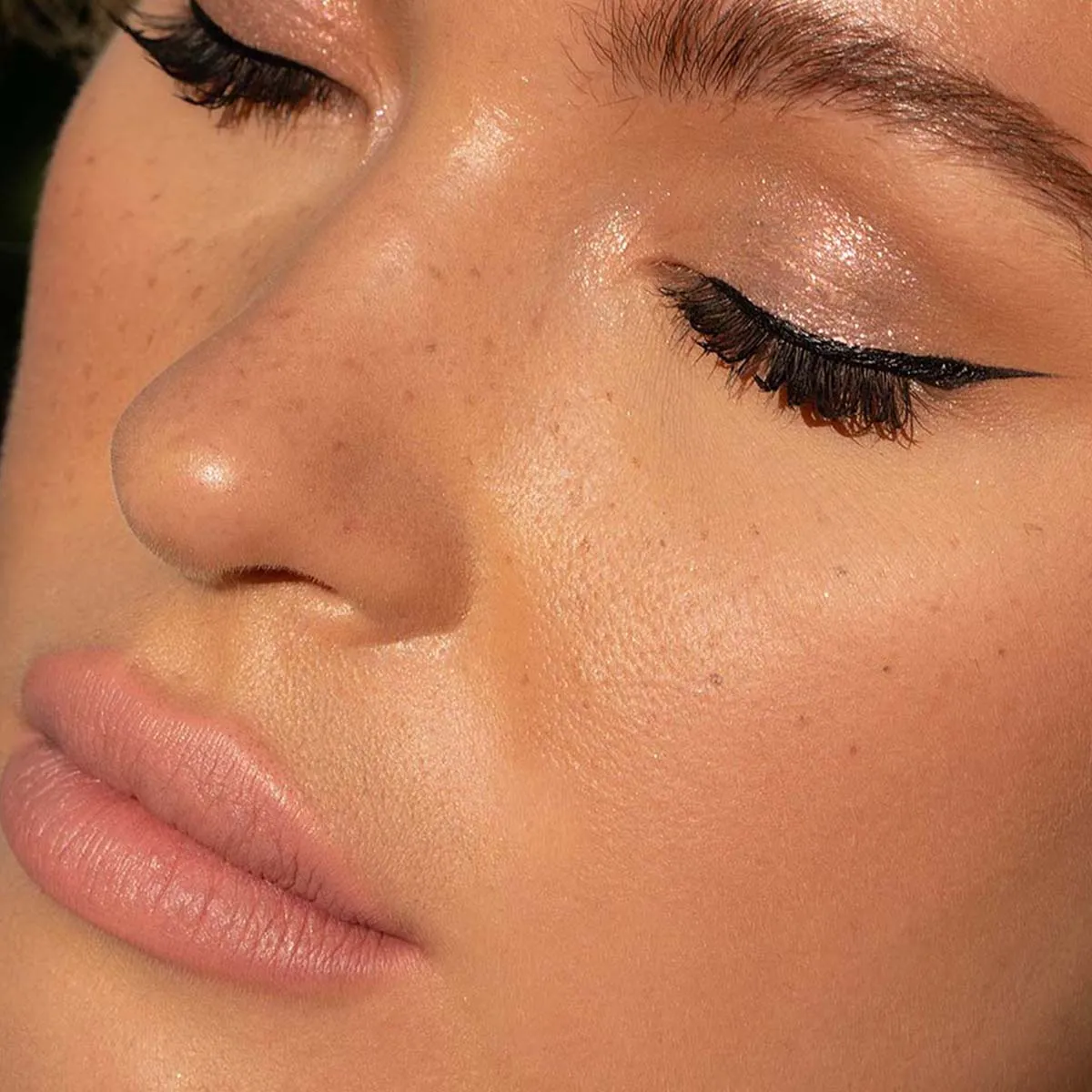 CELESTIAL LUST - 02 Song Bird JASON WU BEAUTY