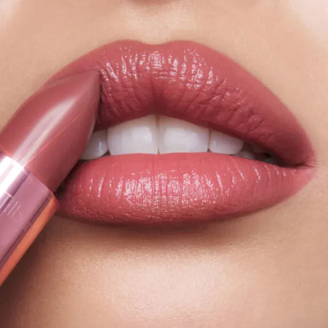 CHARLOTTE TILBURY K.I.S.S.I.N.G (90'S PINK)
