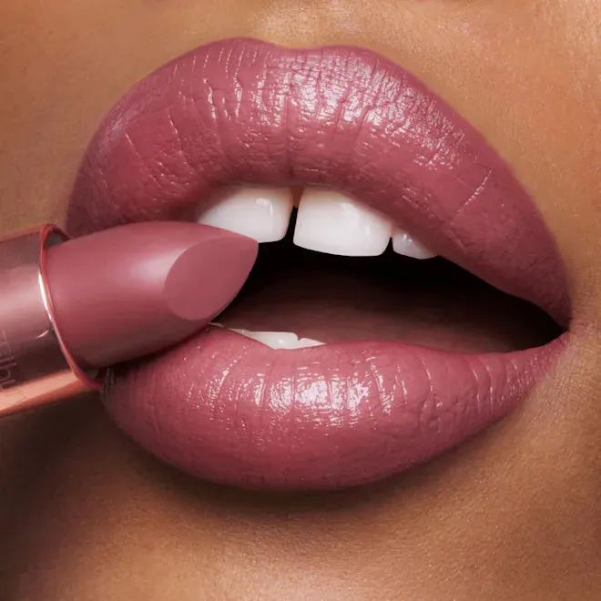CHARLOTTE TILBURY K.I.S.S.I.N.G (90'S PINK)