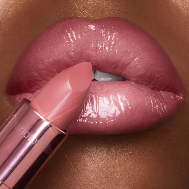 CHARLOTTE TILBURY K.I.S.S.I.N.G (CANDY CHIC)