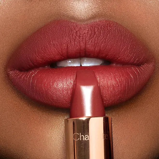 CHARLOTTE TILBURY MATTE REVOLUTION (WALK OF NO SHAME)