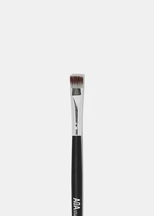 E115: Flat Definer Brush