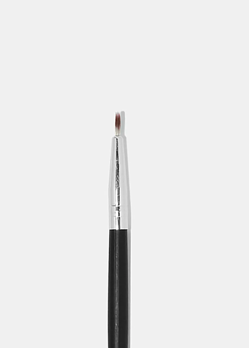 E117: Small Eyeliner Brush