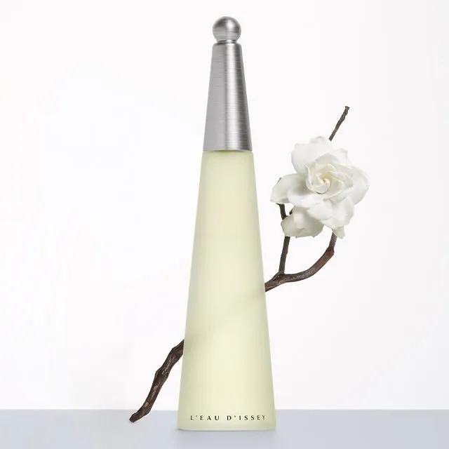 Issey Miyake L'Eau D'Issey Moisturizing Body Lotion