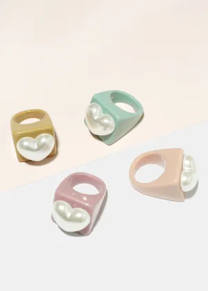 Neutral Pearl Heart Ring