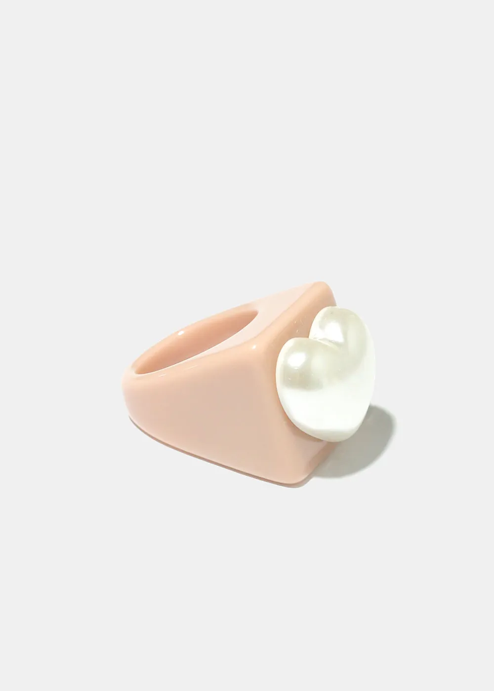 Neutral Pearl Heart Ring