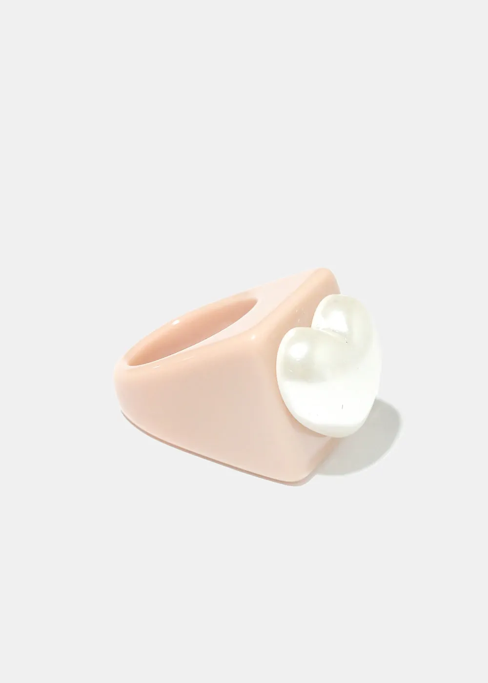 Neutral Pearl Heart Ring