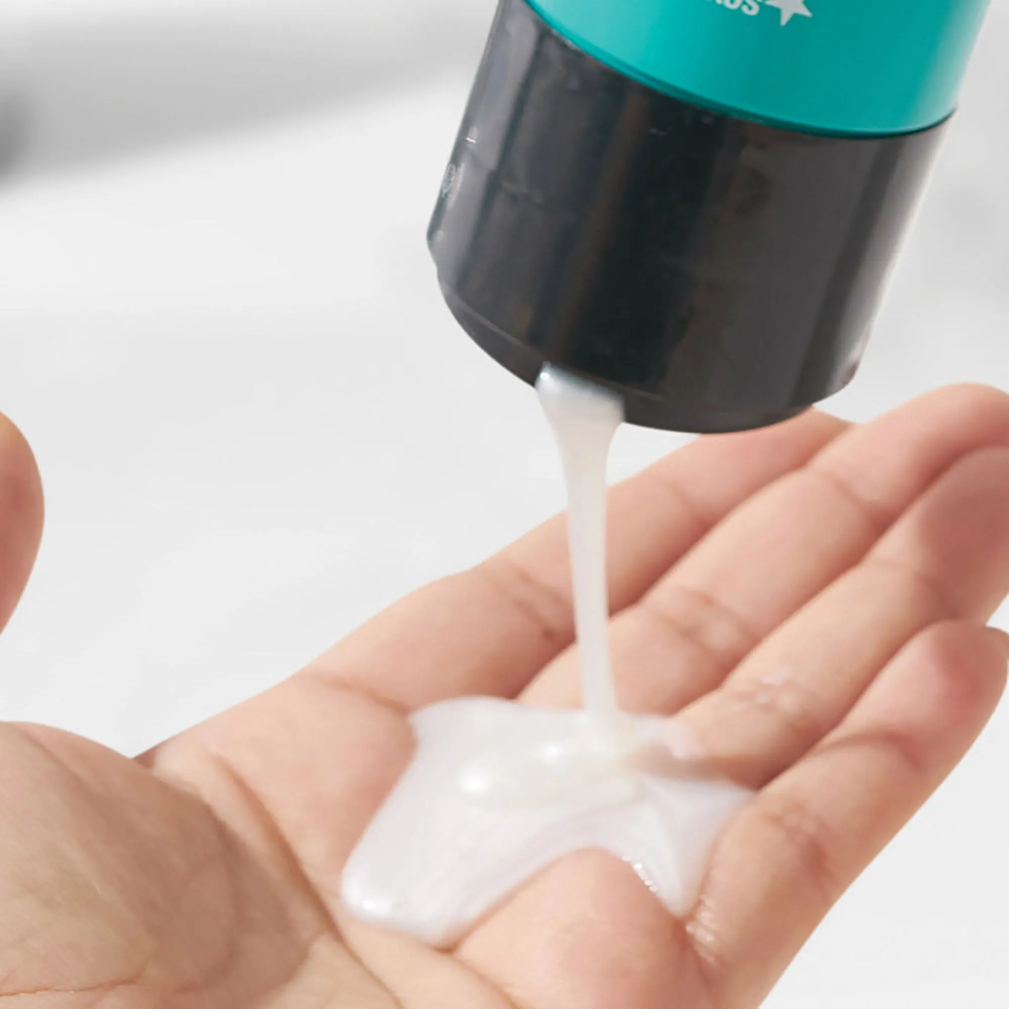 Sexy Hair Healthy SexyHair Moisturizing Shampoo