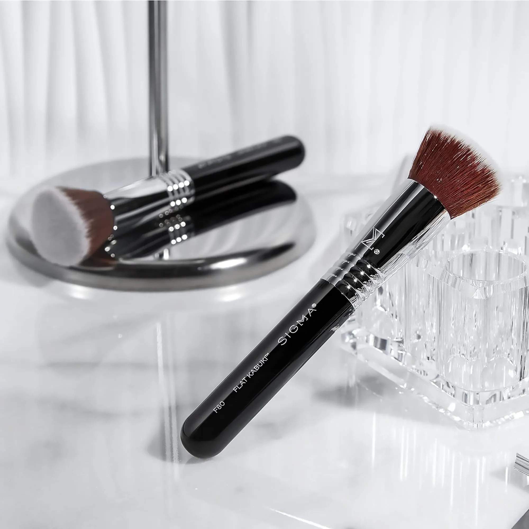Sigma Beauty Flat Kabuki Brush - F80-1
