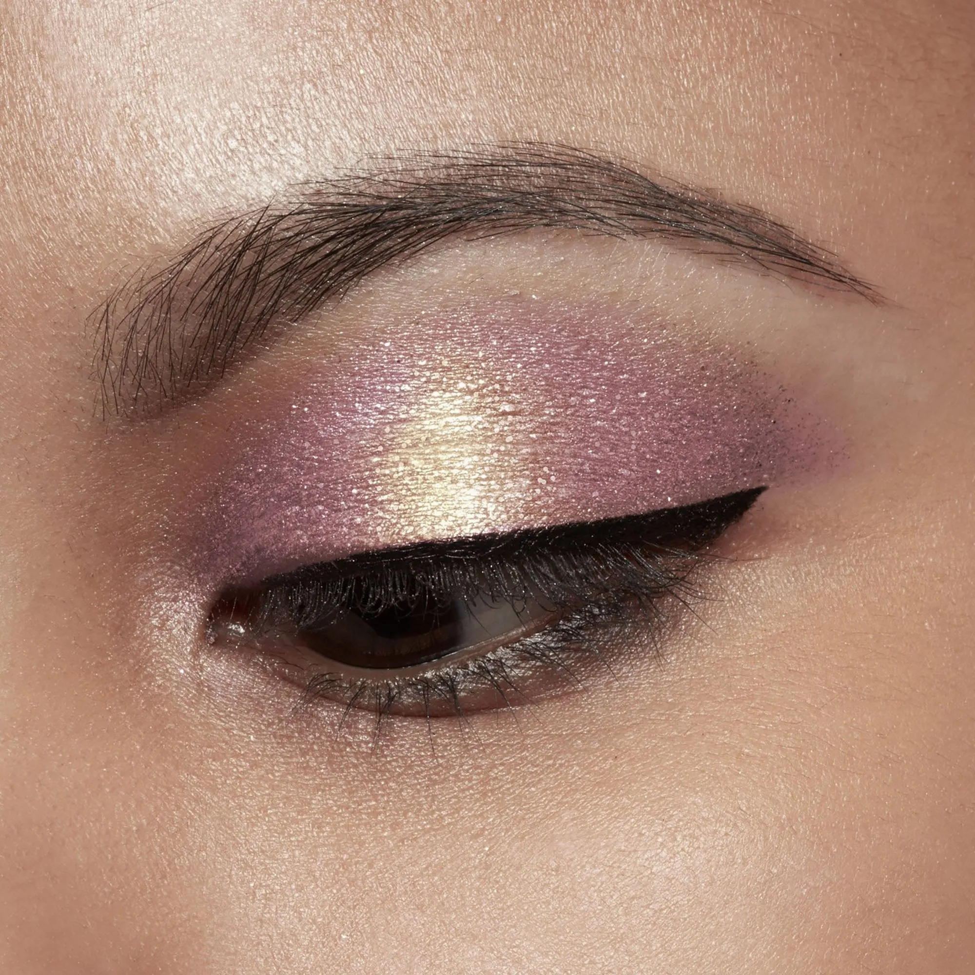 Stila Glitter & Glow Liquid Eye Shadow