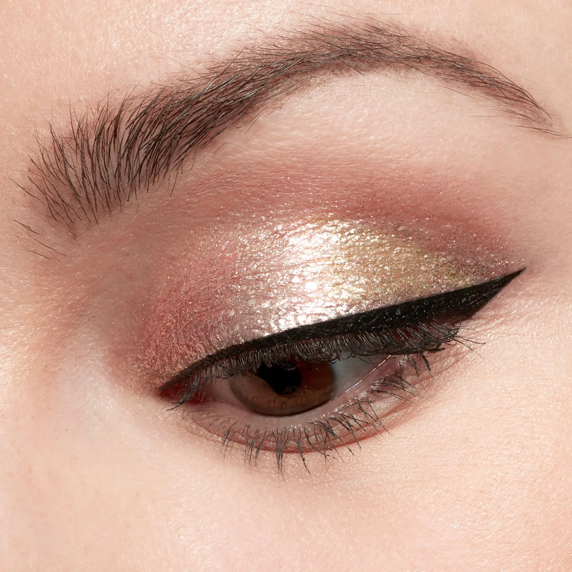 Stila Glitter & Glow Liquid Eye Shadow