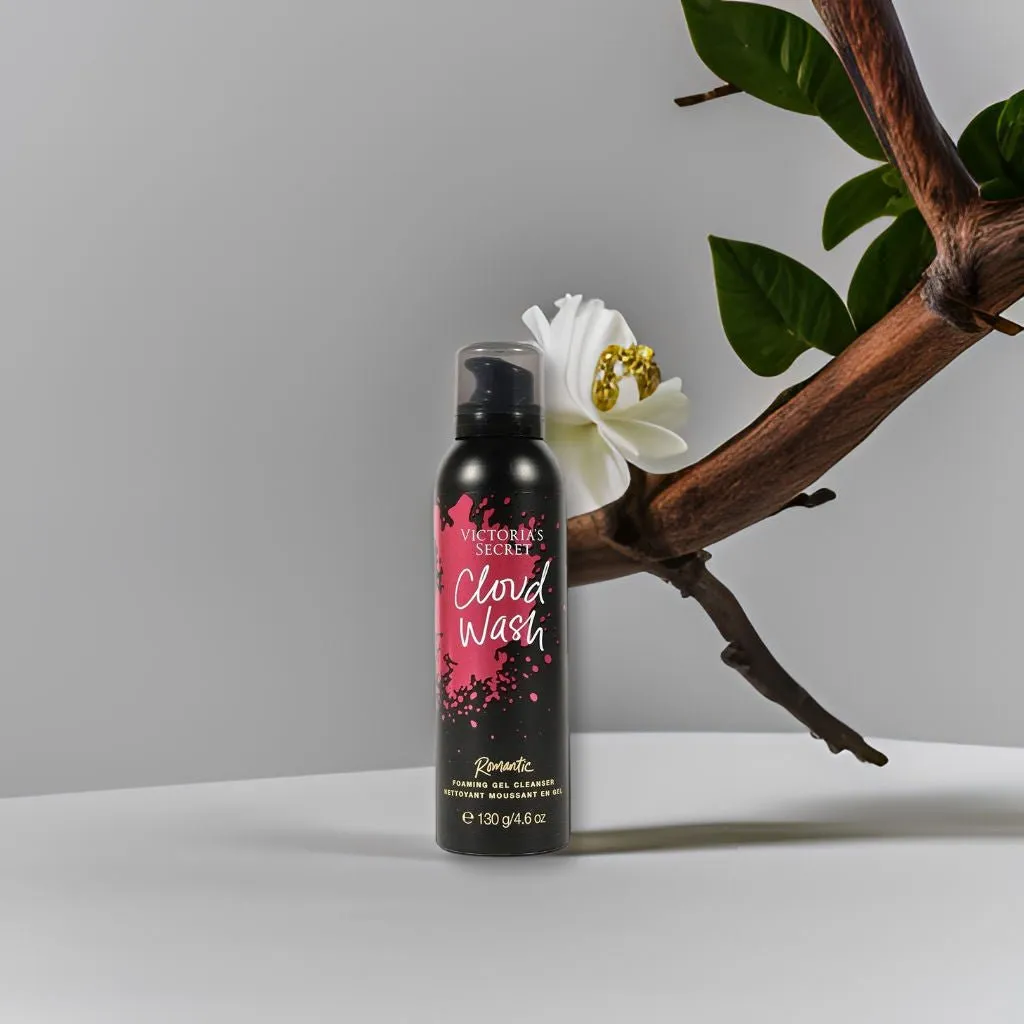 Victoria's Secret Romantic Cloud Wash Foaming Gel Cleanser