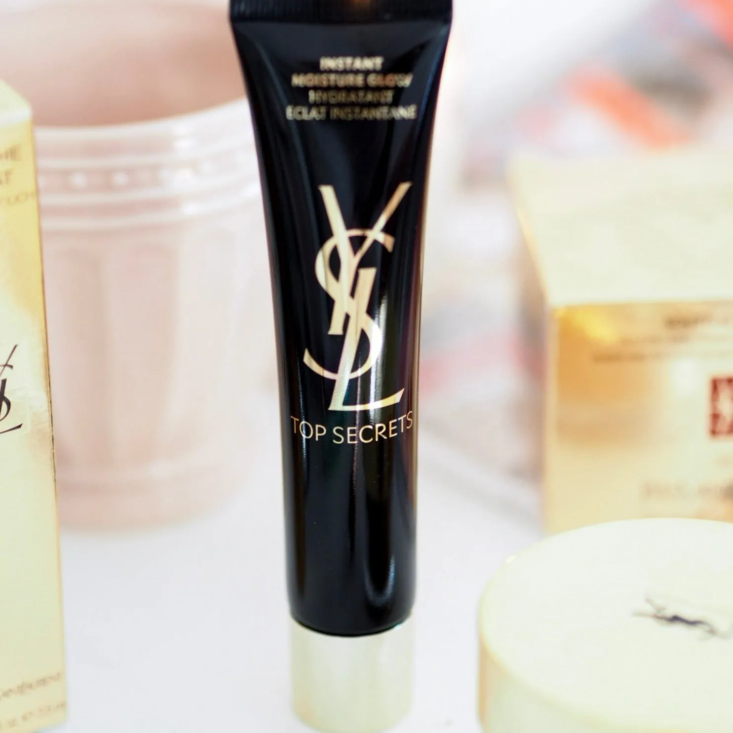 Yves Saint Laurent Top Secrets Instant Moisture Glow Face Cream